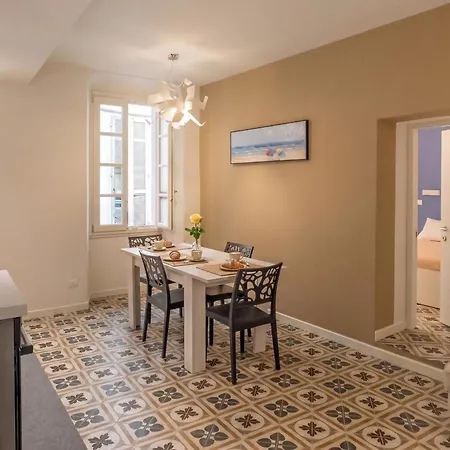 A Casa Di Elisa - Life & Old Town Apartment *